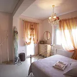 Venia House *
