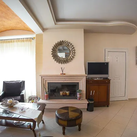 Venia House بيت للعطل *